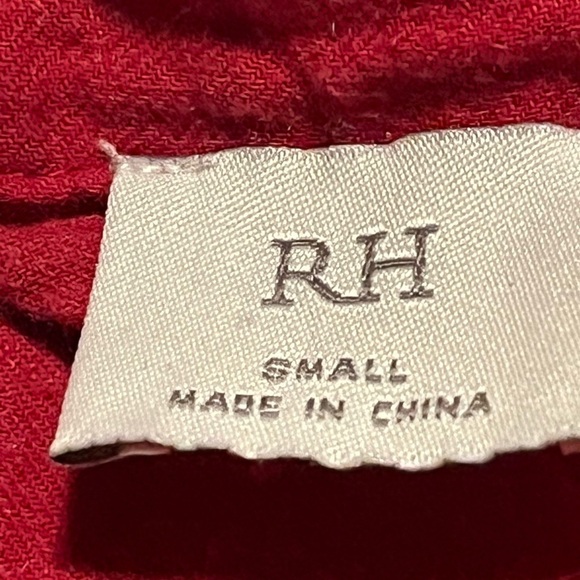 RH Cashmere Blend Red Button Down Shirt Sz Small - Picture 5 of 7